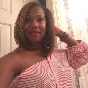 Meet your Posher, Michele